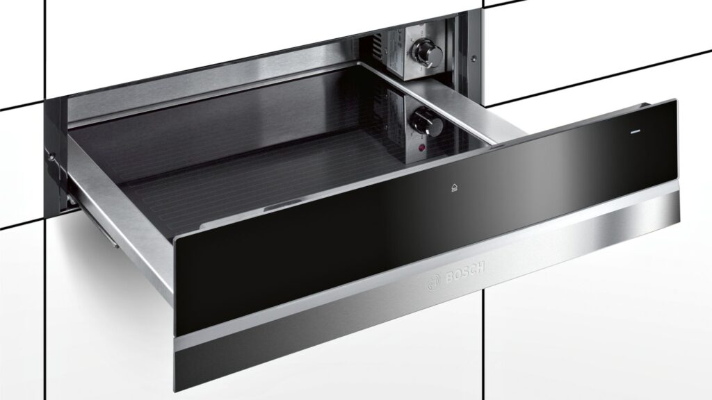 Bosch BIC630NS1 Grijaća ladica — prednji prikaz