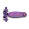 Micro Maxi Micro Deluxe Foldable Purple LED Trotinet — prednji prikaz