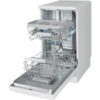 INDESIT DSFO 3T224 mašina za suđe — prednji prikaz srebrnog modela
