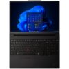 Lenovo ThinkPad P16s Gen 4 laptop — prednji prikaz sa otvorenim ekranom